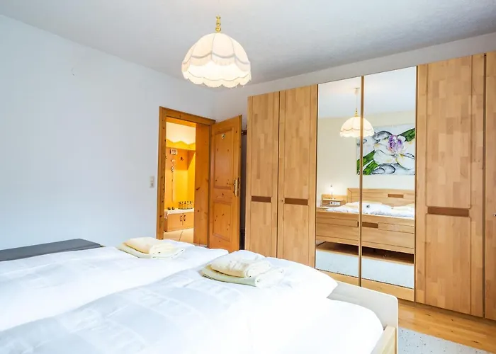 Weberhaeusl דירה *